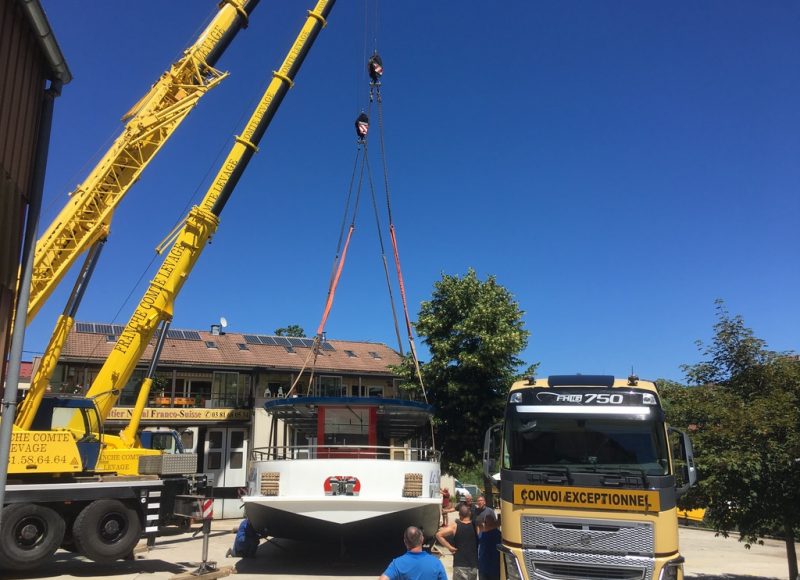 départ du Solely du chantier naval franco suisse