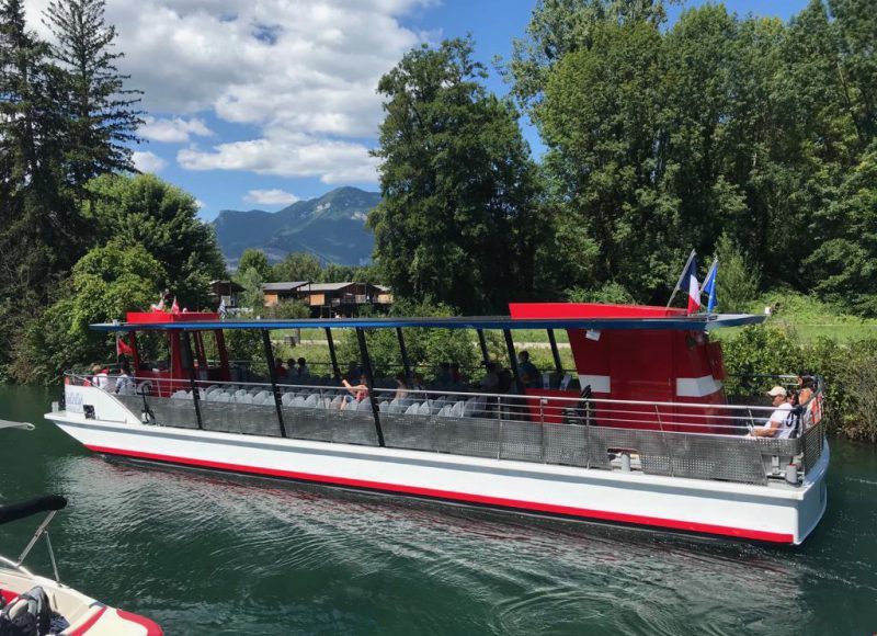 Le Solely bateau electrique solaire à Chanaz