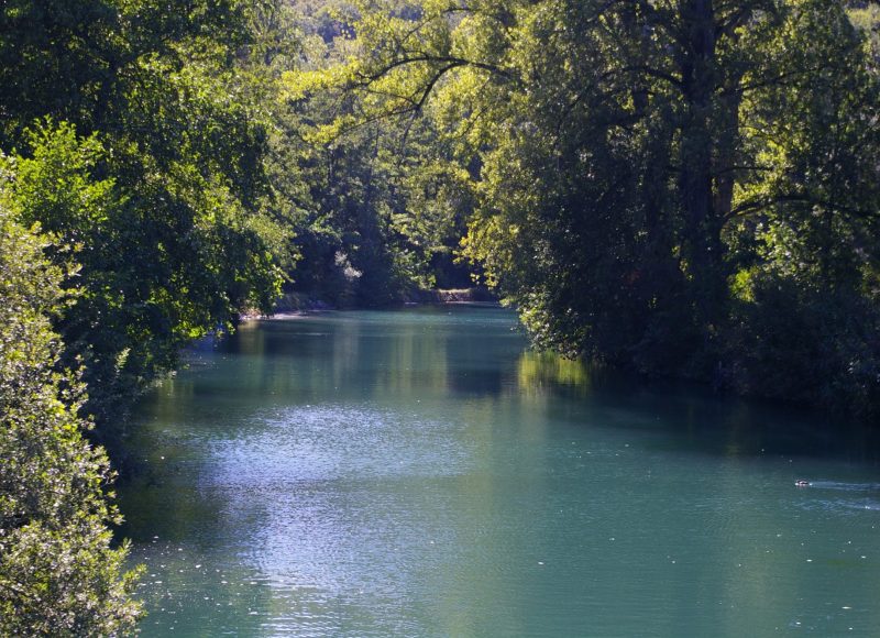Paisible Canal de Savières