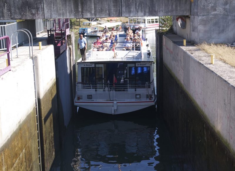 passage de l'écluse de Savières